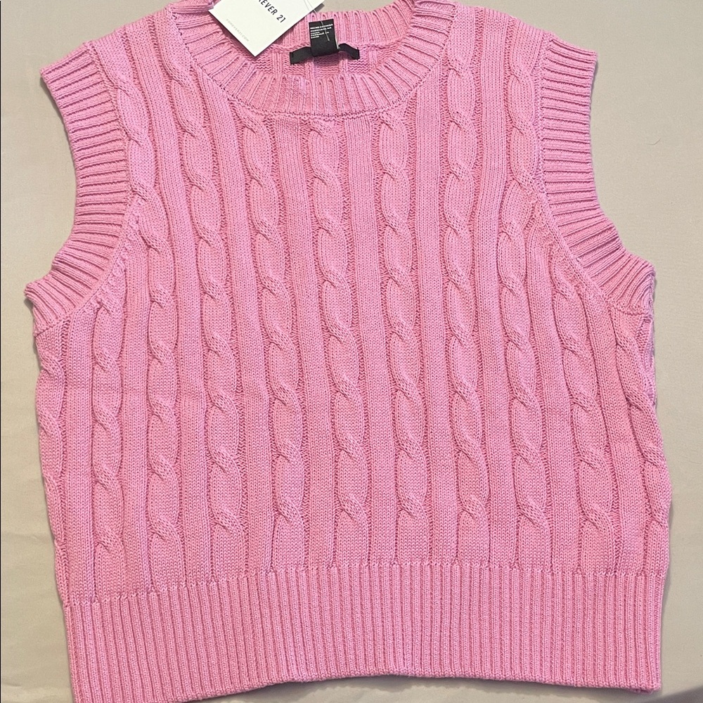 Forever 21 women’s sweater vest